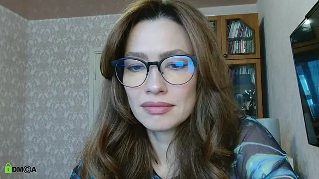 alicia spicy online show from February 2026 05:01:02 AM