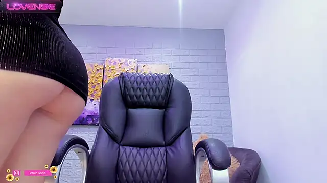  AlejaCruz  online show from February 2025 07:16:01 PM