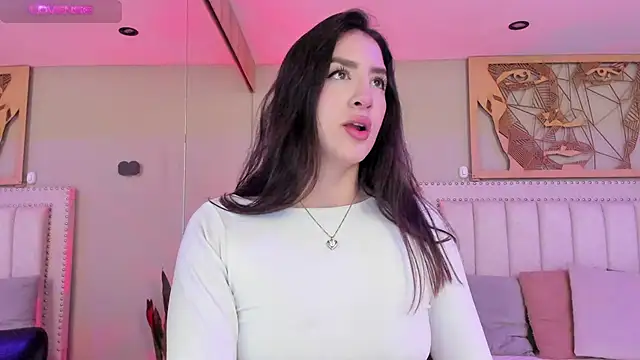  AlejaCruz  online show from December 2025 07:19:02 PM