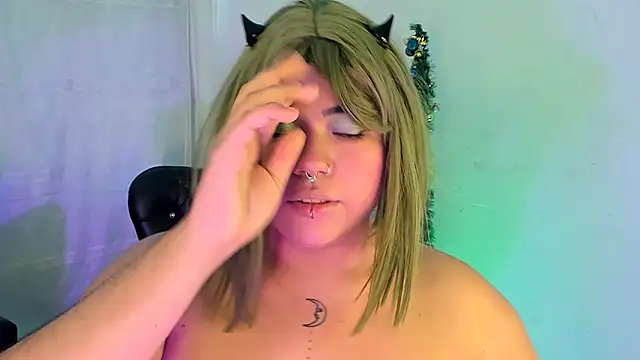 Snapshot of Samanta_cutee chatting on January 2025 08:14:02 PM Samanta cutee online show from January 2025 08:14:02 PM