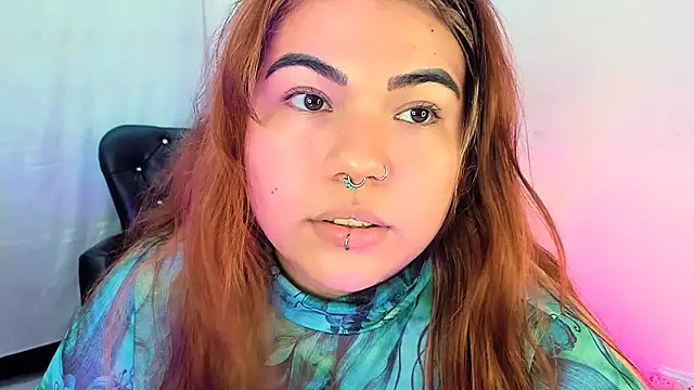 Snapshot of Samanta_cutee chatting on January 2025 02:18:01 PM Samanta cutee online show from January 2025 02:18:01 PM