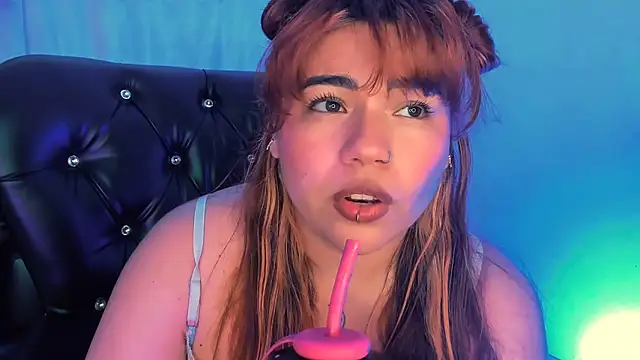 Snapshot of Samanta_cutee chatting on January 2025 08:01:02 PM Samanta cutee online show from January 2025 08:01:02 PM