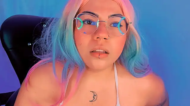 Snapshot of Samanta_cutee chatting on February 2025 07:38:01 PM Samanta cutee online show from February 2025 07:38:01 PM