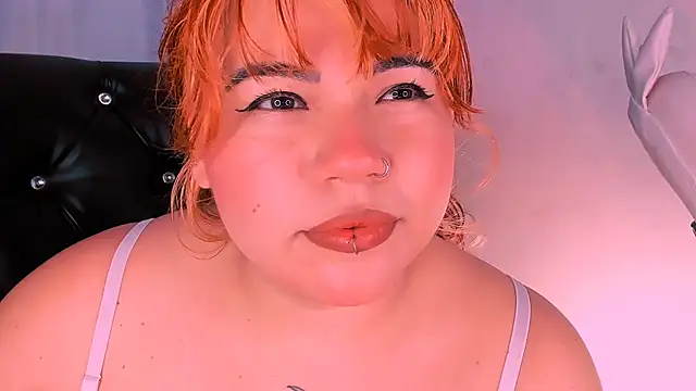 Snapshot of Samanta_cutee chatting on February 2025 08:11:02 PM Samanta cutee online show from February 2025 08:11:02 PM