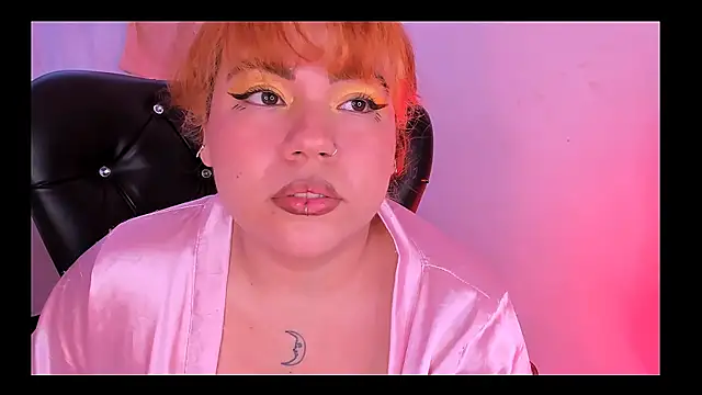 Snapshot of Samanta_cutee chatting on March 2025 07:48:01 PM Samanta cutee online show from March 2025 07:48:01 PM