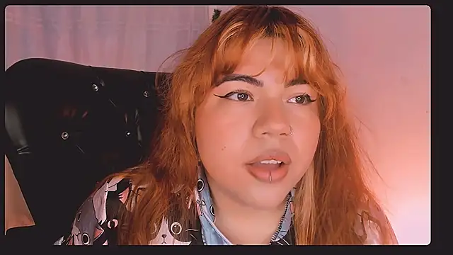 Snapshot of Samanta_cutee chatting on March 2025 12:14:02 PM Samanta cutee online show from March 2025 12:14:02 PM