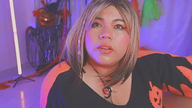 Snapshot of Samanta_cutee chatting on October 2025 10:59:02 AM Samanta cutee online show from October 2025 10:59:02 AM