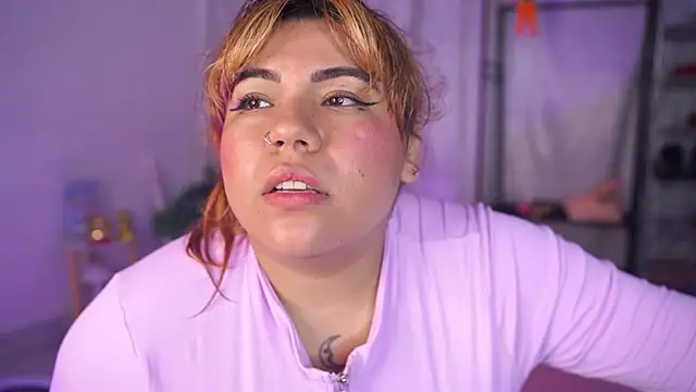 Snapshot of Samanta_cutee chatting on May 2026 01:28:02 PM Samanta cutee online show from May 2026 01:28:02 PM