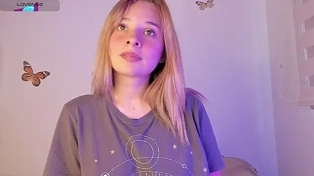 Sophy Bunny online show from December 2024 09:04:02 PM