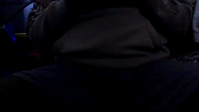 MrLiccYourPussyDry online show from April 2026 02:05:01 PM