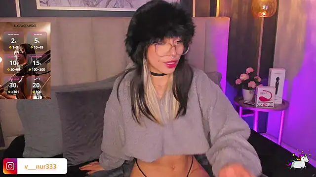 Violetta Nur online show from December 2024 04:23:02 AM