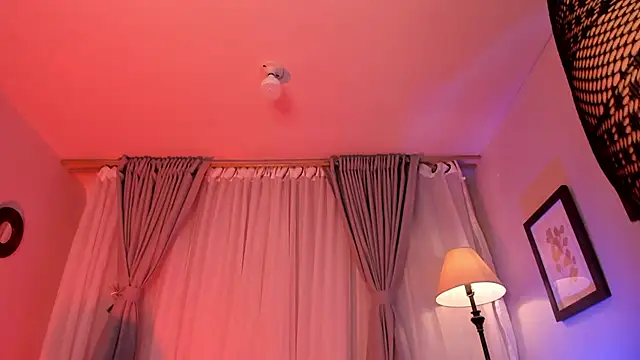 Violetta Nur online show from October 2025 12:42:02 AM