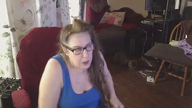 Snapshot of Ireallysquirt chatting on June 2026 04:10:02 AM Ireallysquirt online show from June 2026 04:10:02 AM