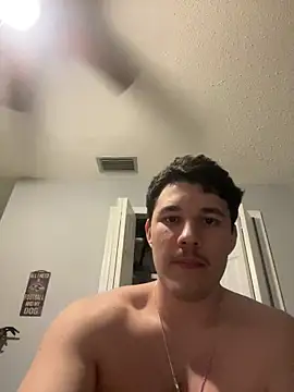 Snapshot of Shaded24 chatting on January 2026 06:40:01 AM Shaded24 online show from January 2026 06:40:01 AM