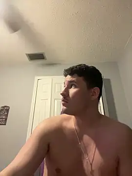 Snapshot of Shaded24 chatting on March 2026 04:58:01 AM Shaded24 online show from March 2026 04:58:01 AM