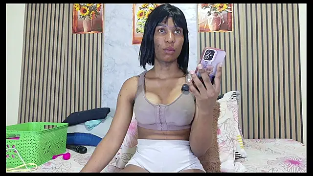 Snapshot of Amarantha_love69 chatting on July 2026 02:48:01 PM Amarantha love69 online show from July 2026 02:48:01 PM