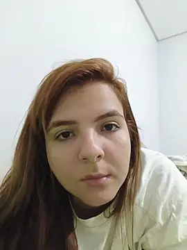 Snapshot of Bruninha_Hot10 chatting on February 2026 06:35:01 AM Bruninha Hot10 online show from February 2026 06:35:01 AM