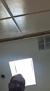 Snapshot of robertilevis chatting on March 2025 05:02:02 PM robertilevis online show from March 2025 05:02:02 PM