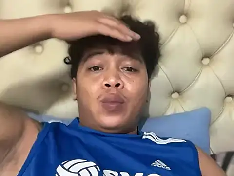 Snapshot of asian_sweetboy chatting on February 2026 06:47:01 AM asian sweetboy online show from February 2026 06:47:01 AM