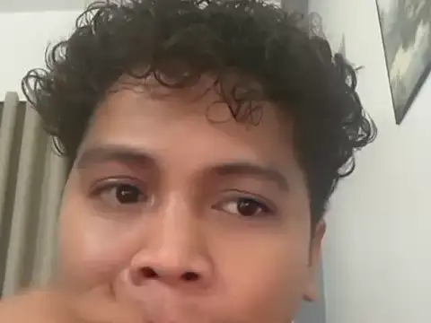 Snapshot of asian_sweetboy chatting on February 2026 01:08:02 PM asian sweetboy online show from February 2026 01:08:02 PM