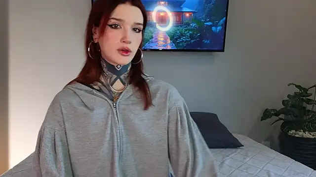 SophieInkk online show from November 2025 05:52:01 AM