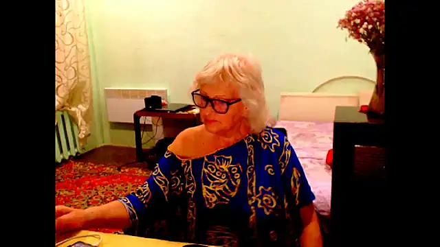 Snapshot of Natali7634 chatting on June 2026 07:01:02 PM Natali7634 online show from June 2026 07:01:02 PM
