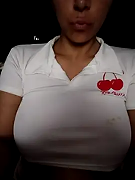 tiffani  love online show from February 2026 06:54:01 AM