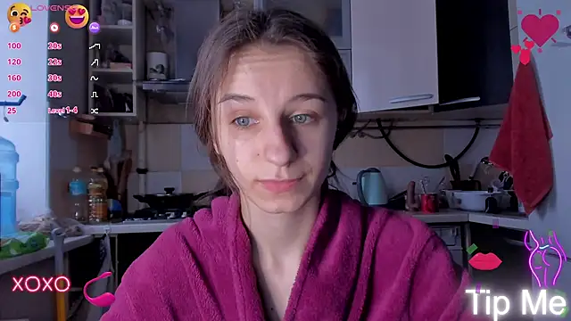  Nika Kik online show from March 2025 11:49:02 AM