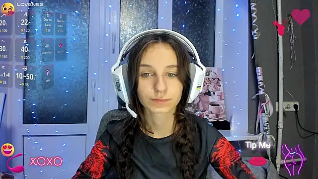  Nika Kik online show from October 2025 02:28:02 PM