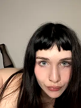 CherryCrystall online show from October 2025 02:03:01 PM