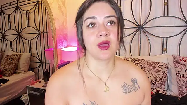 nahomi sweett online show from November 2025 10:58:02 AM