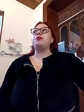 Snapshot of Blair_Elliss chatting on December 2024 01:32:02 AM Blair Elliss online show from December 2024 01:32:02 AM