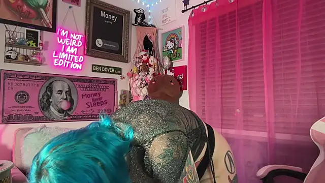 CherryBombBomb online show from November 2025 04:33:02 AM