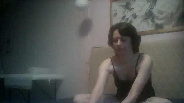 Snapshot of SunElizabeth chatting on July 2026 04:28:02 PM SunElizabeth online show from July 2026 04:28:02 PM