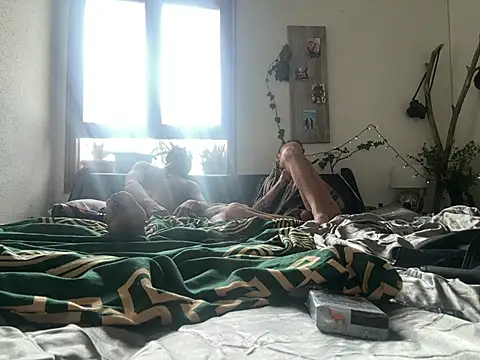 EnricoGio online show from February 2026 04:47:02 PM