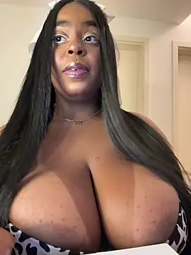 Snapshot of latinababyy chatting on November 2025 05:43:02 AM latinababyy online show from November 2025 05:43:02 AM