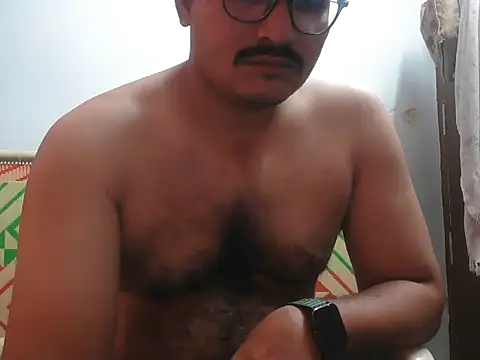 Snapshot of naughtymike0007 chatting on July 2026 04:11:02 PM naughtymike0007 online show from July 2026 04:11:02 PM