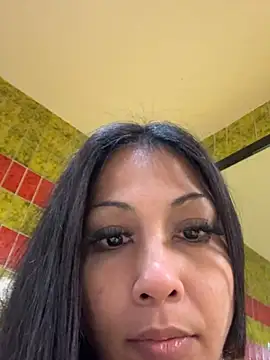 Snapshot of Gin4Cole chatting on March 2025 07:34:02 AM Gin4Cole online show from March 2025 07:34:02 AM