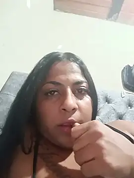 Giselabrunette25 online show from June 2026 05:41:01 AM