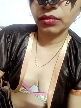 Snapshot of Hotanita99 chatting on September 2025 06:02:01 PM Hotanita99 online show from September 2025 06:02:01 PM