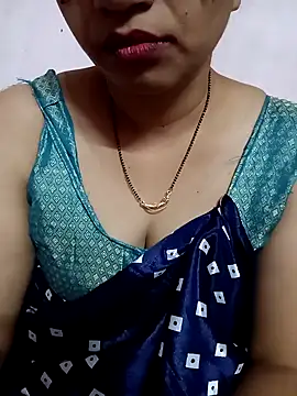 Snapshot of Hotanita99 chatting on November 2025 05:33:01 AM Hotanita99 online show from November 2025 05:33:01 AM