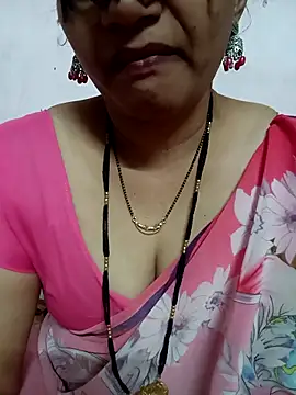 Snapshot of Hotanita99 chatting on January 2026 05:11:02 AM Hotanita99 online show from January 2026 05:11:02 AM