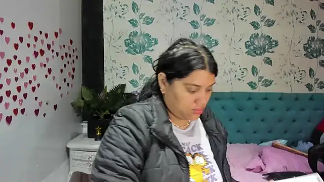 LindaBreeS online show from March 2025 05:28:02 PM