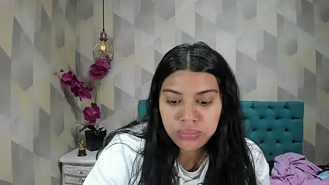 LindaBreeS online show from September 2025 02:32:01 PM