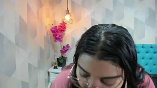 Snapshot of LindaBreeS chatting on March 2026 02:34:02 PM LindaBreeS online show from March 2026 02:34:02 PM