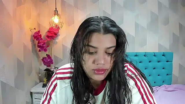 Snapshot of LindaBreeS chatting on March 2026 02:06:02 PM LindaBreeS online show from March 2026 02:06:02 PM