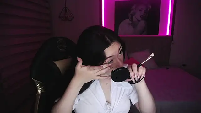 Andrea Ramos online show from March 2025 02:54:01 AM