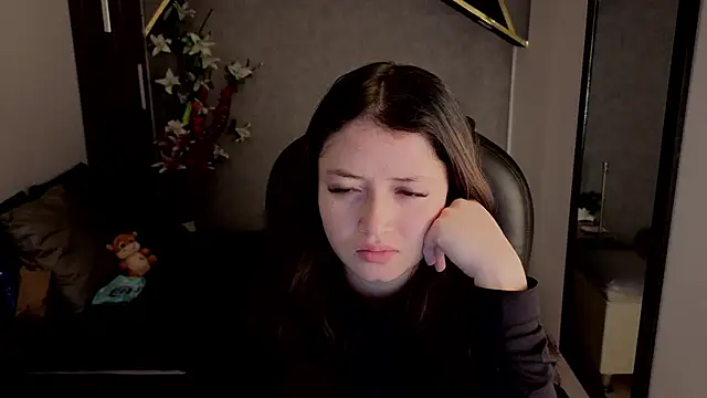 almma shy online show from September 2025 01:33:01 PM