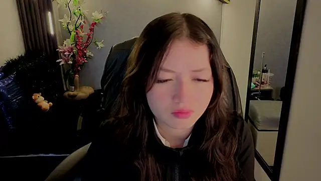 almma shy online show from October 2025 01:29:02 PM