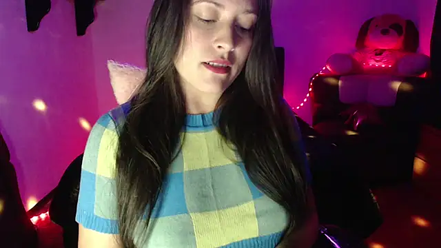 Allisonnlopez online show from December 2025 09:23:02 PM